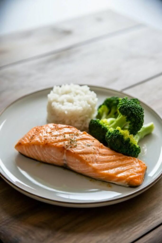 Grilled Salmon with Steamed Vegetables