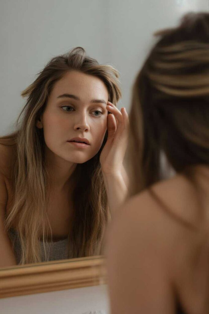 47+ Elegant Hairstyles for Long Hair That Look Effortless, Chic, and Timeless in 2026 9 When does long hair lose its elegance?