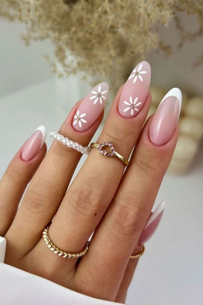 55 Summer French Tip Nail Designs That Feel Fresh, Chic, and Trendy in 2026 5 Trendy French Manicure Ideas With Modern Art Designs